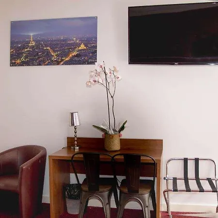 Bruxelles Hotel 2*